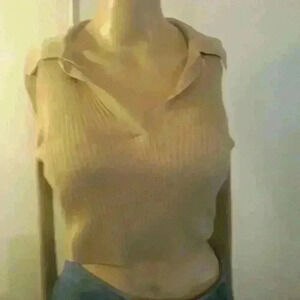 Divided tan crop light weight  sweater size medium